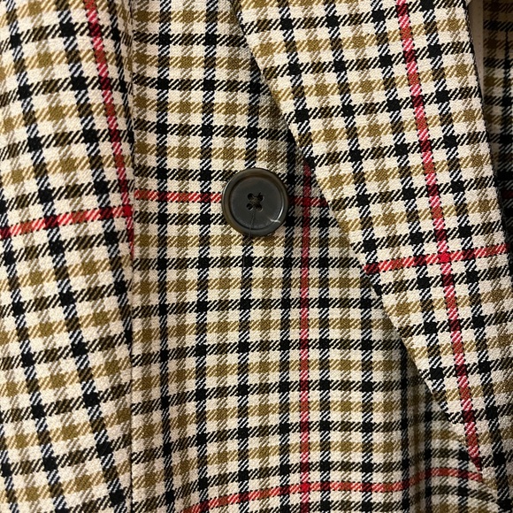 Aritzia Wilfred Blazer - Picture 4 of 12